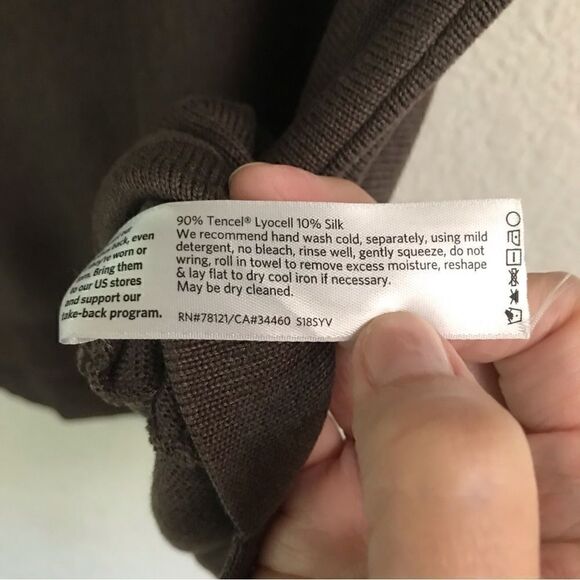 Eileen Fisher oversized chocolate brown knit round neck high-low sweater XS - Picture 8 of 8